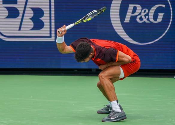 August 16, 2024, Mason, Ohio, USA: Carlos Alcaraz (ESP) reacts after a missed shot against Gael Monfils (FRA) (not pictured) during the mens singles round of the 2024 Cincinnati Open at Lindner Family Tennis Center. Mason USA - ZUMAw109 20240816_fap_w109_008 Copyright: xDebbyxWongx