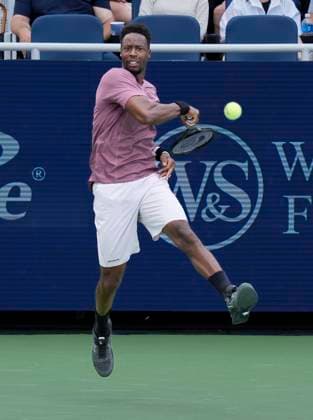 August 16, 2024: Gael Monfils (FRA) defeated Carlos Alcaraz (ESP) 4-6, 7-6, 6-4, at the Cincinnati Open being played at Lindner Family Tennis Center in Mason, Ohio. Ã‚ Tennisclix CSM Mason USA - ZUMAc04_ 20240816_zma_c04_048 Copyright: xLesliexBillmanx