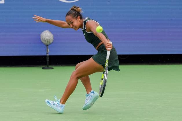 August 16, 2024, Mason, Ohio, U.S: Leylah Fernandez (CAN) returns serve during FridayÃ¢â‚¬â ¢s Round of Sixteen at the Cincinnati Open at the Lindner Family Tennis Center , Mason, Oh. Mason U.S - ZUMAs304 20240816_zaf_s304_158 Copyright: xScottxStuartx