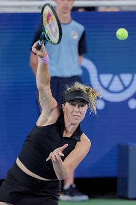 August 16, 2024, Mason, Ohio, U.S: Anastasia Pavlyuchenkova (RUS) serves during FridayÃ¢â‚¬â ¢s Round of Sixteen at the Cincinnati Open at the Lindner Family Tennis Center , Mason, Oh. Mason U.S - ZUMAs304 20240816_zaf_s304_259 Copyright: xScottxStuartx
