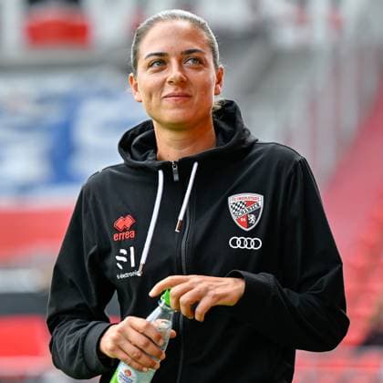Coach Sabrina Wittmann FC Ingolstadt Single Image, Action, Action, 17 08 2024, Ingolstadt Germany , Football, DFB Pokal, First Round, FC Ingolstadt 04 1 FC Kaiserslautern, DFB DFL REGULATIONS PROHIBIT ANY USE OF PHOTOGRAPHS AS IMAGE SEQUENCES AND OR QUASI VIDEO xslx