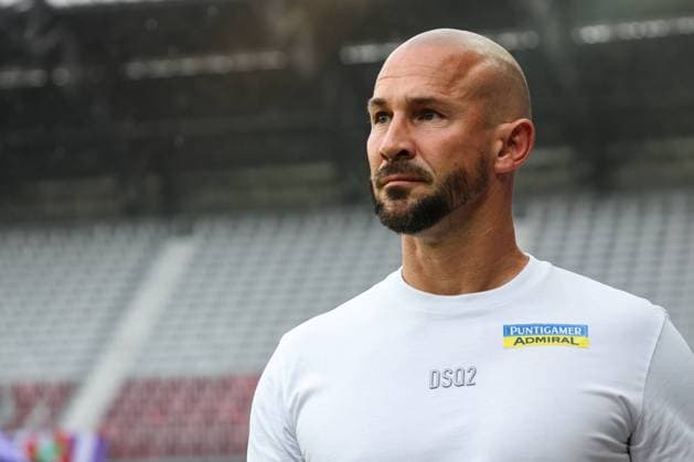 SOCCER - BL, A.Klagenfurt vs Sturm KLAGENFURT,AUSTRIA,17.AUG.24 - SOCCER - ADMIRAL Bundesliga, SK Austria Klagenfurt vs SK Sturm Graz. Image shows head coach Christian Ilzer (Sturm).  GEPAxpictures xDavidxGeieregger