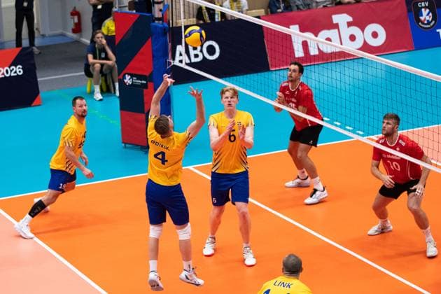 240817 Swedens Alfred Brink and Jacob Ekman during the mens European Championship qualifying volleyball match between Sweden and Switzerland on August 17, 2024 in Habo  Copyright: AXELxBOBERG BB240817AX038