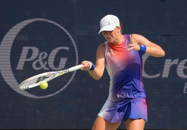 August 17, 2024: Iga Swiatek (POL) defeated Mirra Andreeva 4-6, 6-3, 7-5, at the Cincinnati Open being played at Lindner Family Tennis Center in Mason, Ohio. Ã‚ Tennisclix CSM Mason USA - ZUMAc04_ 20240817_zma_c04_060 Copyright: xLesliexBillmanx