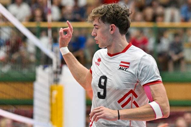 VOLLEYBALL - CEV EuroVolley 2026 quali HARTBERG,AUSTRIA,17.AUG.24 - VOLLEYBALL - CEV EuroVolley 2026, men, qualification, OEVV international match, Länderspiel, Nationalmannschaft Austria vs Azerbaijan. Image shows Sebastian Sablatnig (AUT) during warm-up.  GEPAxpictures xAvnixRetkoceri