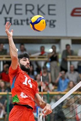 VOLLEYBALL - CEV EuroVolley 2026 quali HARTBERG,AUSTRIA,17.AUG.24 - VOLLEYBALL - CEV EuroVolley 2026, men, qualification, OEVV international match, Länderspiel, Nationalmannschaft Austria vs Azerbaijan. Image shows Mardan Mammadov (AZE) during warm-up.  GEPAxpictures xAvnixRetkoceri