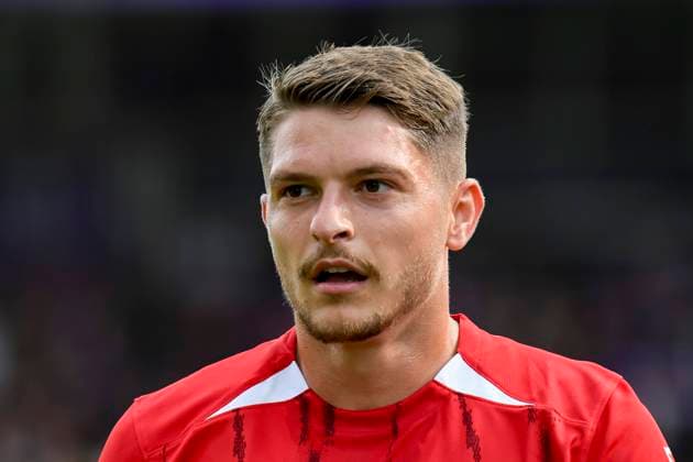 Florent Muslija SC Freiburg looks on during the DFB Pokal First Round match between VfL Osnabrueck and SC Freiburg at Stadion an der Bremer Bruecke on August 17, 2024 in Osnabrueck, Germany Germany Photo by Max Maiwald DeFodi Images Florent Muslija SC Freiburg looks on during the DFB Pokal First Round match between VfL Osnabrueck and SC Freiburg at Stadion an der Bremer Bruecke on August 17, 2024 in Osnabrueck, Germany Photo by Max Maiwald DeFodi Images DFB DFL REGULATIONS PROHIBIT ANY USE OF PHOTOGRAPHS AS IMAGE SEQUENCES AND OR QUASI VIDEO Defodi 067 OSNSCF0240817 296 Defodi-067 DFB DFL REGULATIONS PROHIBIT ANY USE OF PHOTOGRAPHS AS IMAGE SEQUENCES AND OR QUASI-VIDEO.