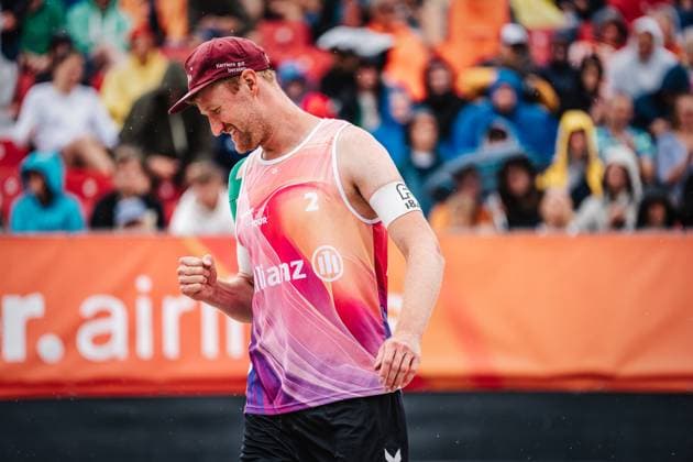 Beach volleyball men Allianz German Beach Tour 2024 Tourstop Kühlungsborn 2 18 08 2024 Yannick Harms clenches his fist Kühlungsborn beach at the pier Mecklenburg Western Pomerania Germany