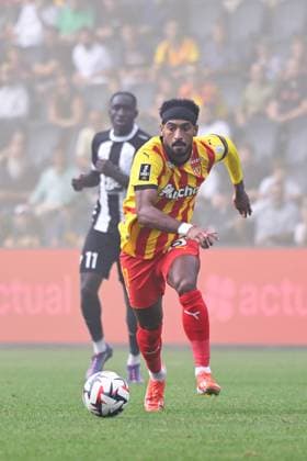 Angelo Fulgini ( 11 - Lens ) during the Ligue 1 match between Angers SCO and RC Lens at Stade Raymond Kopa on August 18, 2024 in Angers, France. ( Photo by federico pestellini panoramic ) - FOOTBALL : Angers vs Lens - Ligue 1 - 18 08 2024 FedericoPestellini Panoramic 