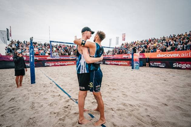 Beach volleyball men Allianz German Beach Tour 2024 Tourstop Kühlungsborn 2 18 08 2024 f l Philipp Huster and Jonas Sagstetter Kühlungsborn beach at the pier Mecklenburg Western Pomerania Germany
