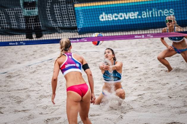 Beach volleyball women Allianz German Beach Tour 2024 Tourstop Kühlungsborn 2 18 08 2024 Janne Uhl plays the ball Kühlungsborn beach at the pier Mecklenburg Western Pomerania Germany
