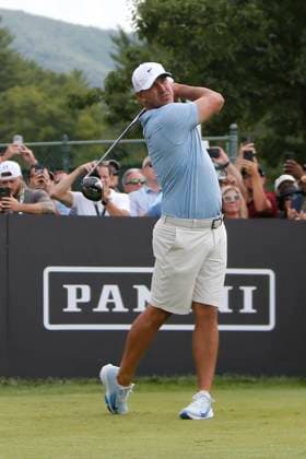 WHITE SULPHUR SPRINGS, WV - AUGUST 18: Smash GC s Captain Brooks Koepka watches his shot from the 1st tee during the final round of the LIV Golf League Greenbrier at The Old White Course on August 18, 2024, in White Sulphur Springs, WV. (Photo by Lee Coleman Icon Sportswire) GOLF: AUG 18 LIV Golf League Greenbrier EDITORIAL USE ONLY Icon155240818017