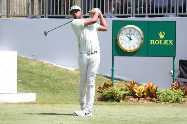 MEMPHIS, TN - AUGUST 18: Tony Finau (USA) during the final round of the 2024 FedEx St. Jude Championship on August 18, 2024 at TPC Southwind in Memphis, Tennessee. (Photo by Michael Wade Icon Sportswire) GOLF: AUG 18 PGA, Golf Herren FedExCup Playoffs - FedEx St. Jude Championship EDITORIAL USE ONLY Icon08182420