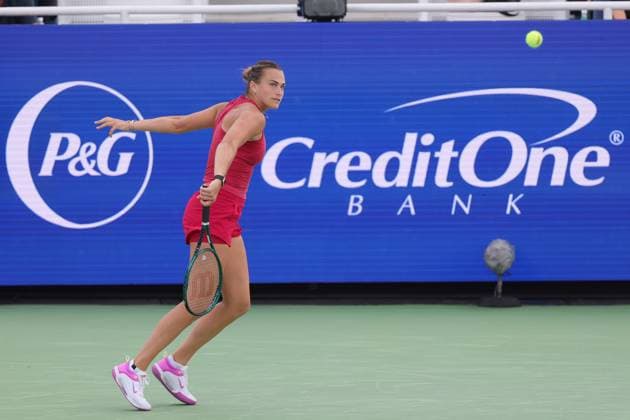 August 18, 2024, Mason, Ohio, U.S: Aryna Sabalenka (BLR) hits a backhand shot during SundayÃ¢â‚¬â ¢s semi-final round of the Cincinnati Open at the Lindner Family Tennis Center , Mason, Oh. Mason U.S - ZUMAs304 20240818_zaf_s304_007 Copyright: xScottxStuartx