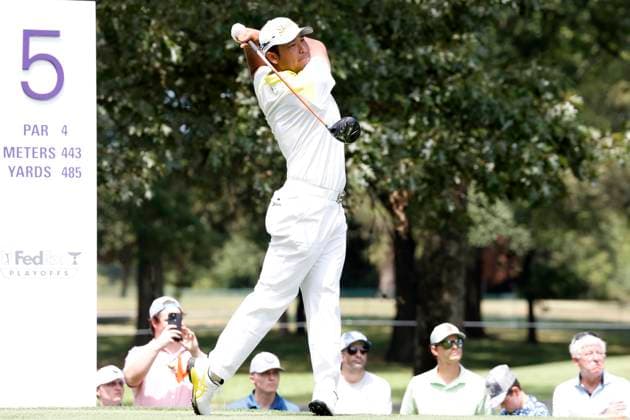 MEMPHIS, TN - AUGUST 18: Hideki Matsuyama holds his follow through on No. 5 during the final round of the FedEx St. Jude Championship, August 18, 2024 at TPC Southwind in Memphis, Tennessee. (Photo by Matthew Maxey Icon Sportswire) GOLF: AUG 18 PGA, Golf Herren FedExCup Playoffs - FedEx St. Jude Championship EDITORIAL USE ONLY Icon240818014