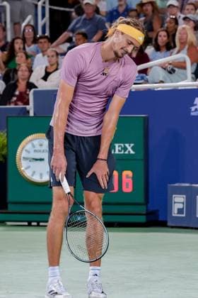 August 18, 2024, Mason, Ohio, U.S: Alexander Zverev (GER) reacts to a shot during SundayÃ¢â‚¬â ¢s semi-final round of the Cincinnati Open at the Lindner Family Tennis Center , Mason, Oh. Mason U.S - ZUMAs304 20240818_zaf_s304_112 Copyright: xScottxStuartx