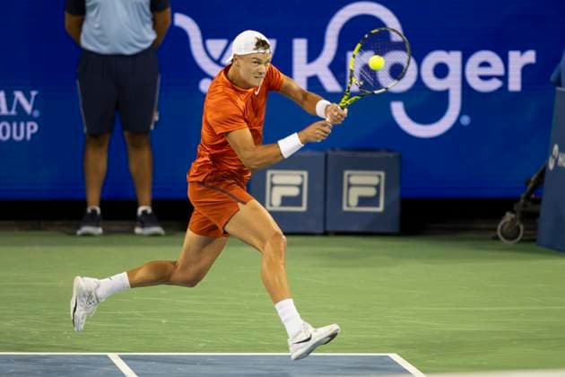 August 18, 2024, Mason, Oh, USA: 2024 Cincinnati Open Tennis, 2024 08 18 - Holger Rune hits a ball against opponent Frances Tiafoe. ZUMAPress Mason USA - ZUMAn24_ 20240818_zaf_n24_351 Copyright: xWallyxNellx