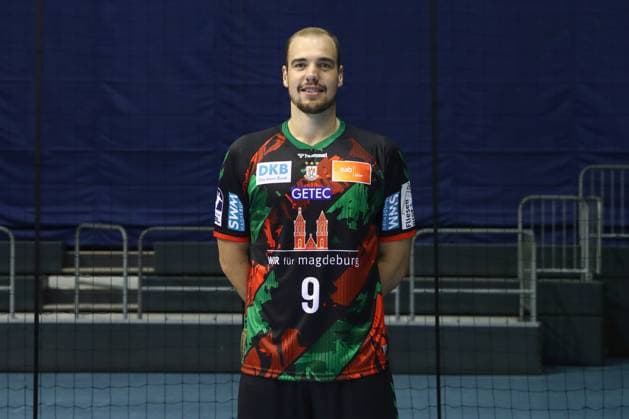 19 08 2024, xgox, handball, Daikin HBL, photo session SC Magdeburg emspor v l Tim Zechel Magdeburg, 9 portrait, portraet, single picture Magdeburg