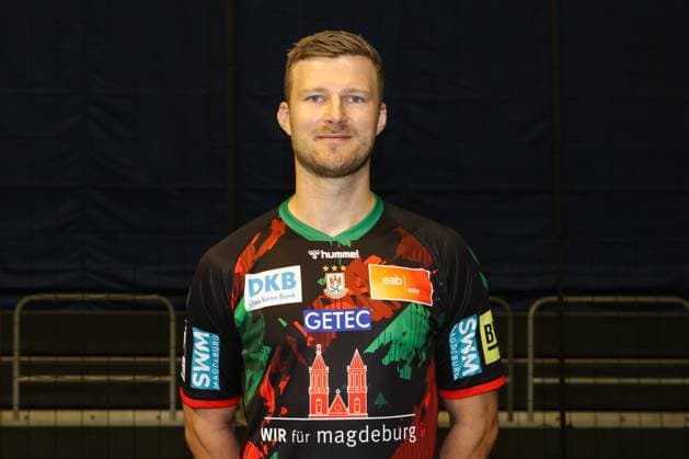Philipp Weber SC Magdeburg,20 1 Handball Bundesliga portrait appointment 1 BL 2024 2025 official photo appointment SC Magdeburg in the GETEC Arena in Magdeburg portrait, portrait, single picture, Germany, handball, men, GER, 19 08 2024 Christian Schroedter