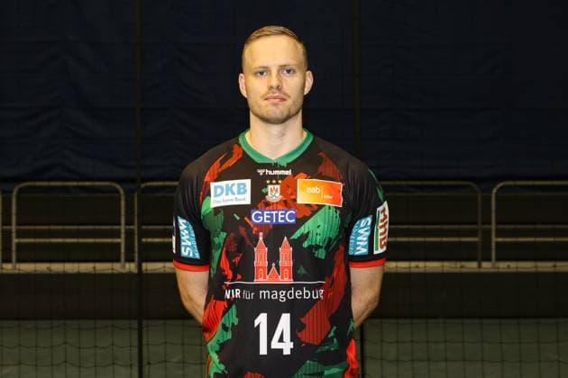 Omar Ingi Magnusson SC Magdeburg,14 1 Handball Bundesliga portrait appointment 1 BL 2024 2025 official photo appointment SC Magdeburg in the GETEC Arena in Magdeburg portrait, portrait, single image, Germany, handball, men, GER, 19 08 2024 Christian Schroedter