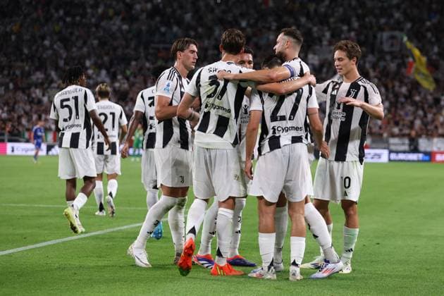 Andrea Cambiaso (Juventus Fc) celebrates after scoring his team s fourth goal with team mates, Serie A, Juventus v Como - Serie A, Allianz Stadium, August 19, 2024, Turin, Italy.