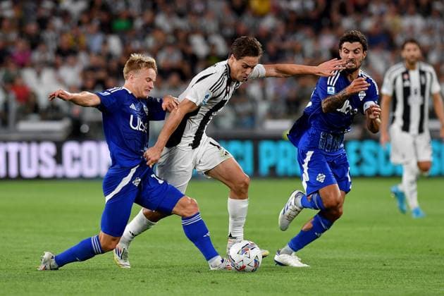 Turin: Kenan Yildiz during Serie A 2024 25 match between Juventus FC and Como Calcio at Allianz Stadium on august 18, 2024 in Turin, Italy - ph Giuliano Marchisciano during Juventus FC vs Como 1907, Italian soccer Serie A match in Turin, Italy, August 19 2024 Italian soccer Serie A match - Juventus FC vs Como 1907  - ZUMAp169 20240819_zsa_p169_108 Copyright: xGiulianoxMarchisciano IPAxSportx