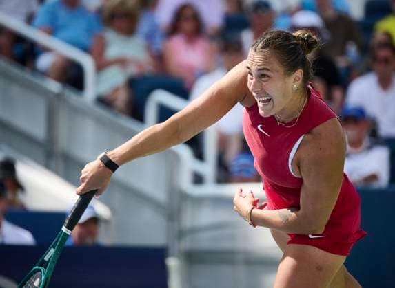 CINCINNATI, OH - AUGUST 19: Aryna Sabalenka of Belarus hits a serve against Jessica Pegula of USA during the championship round of the Cincinnati Open at the Lindner Family Tennis Center on August 19, 2024 in Mason, OH. (Photo by Shelley Lipton Icon Sportswire) TENNIS: AUG 19 Cincinnati Open EDITORIAL USE ONLY Icon240819675