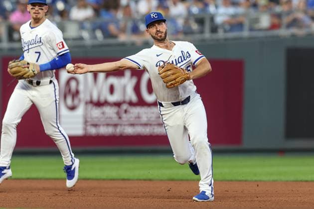 August 19, 2024: Kansas City Royals third baseman Paul DeJong (15) throws to first for the out on Los Angeles Angels third baseman Anthony Rendon (6) during the fourth inning of a baseball game at Kauffman Stadium in Kansas City, MO. CSM Kansas City United States of America - ZUMAc04_ 20240819_zma_c04_016 Copyright: xDavidxSmithx
