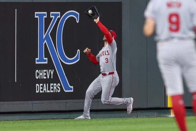 August 19, 2024: Los Angeles Angels left fielder Taylor Ward (3) catches a fly ball for an out on Kansas City Royals third baseman Maikel Garcia (11) during the eighth inning of a baseball game at Kauffman Stadium in Kansas City, MO. CSM Kansas City United States of America - ZUMAc04_ 20240819_zma_c04_035 Copyright: xDavidxSmithx