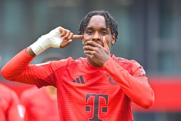 Sport Themen der Woche KW34 Sport Bilder des Tages Torjubel Mathys TEL (FCB) nach Tor zum 3-0,Jubel,Freude,Begeisterung,, Aktion,Einzelbild,angeschnittenes Einzelmotiv,Halbfigur,halbe Figur. Fussball Testspiel FC Bayern Muenchen -Grasshoppers Zuerich 4-0 am 20.08.2024, FC Bayern Campus, Fussball 1. Bundesliga,Saison 2024 2025. *** Goal celebration Mathys TEL FCB after goal to 3 0,jubilation,joy,enthusiasm,, action,single image,cropped single motif,half figure,half figure soccer test match FC Bayern Muenchen Grasshoppers Zuerich 4 0 on 20 08 2024, FC Bayern Campus, Soccer 1 Bundesliga,season 2024 2025