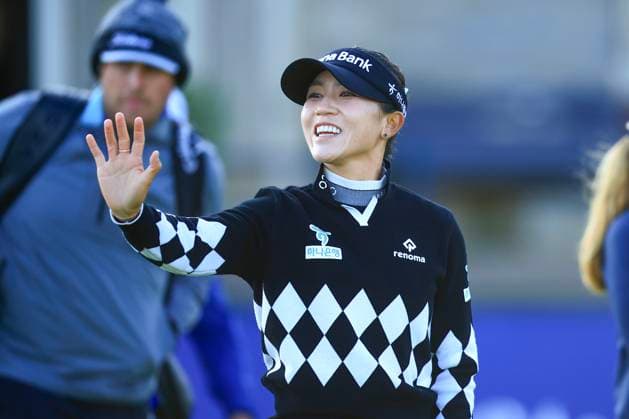20th August 2024; Old Course at St Andrews, St Andrews, Fife, Scotland; AIG Womens Open Golf, Practice Day 2; Lydia Ko of New Zealand waves as she walks off the first tee of the Old Course, St Andrews Links during a practice round at the AIG Women& x2019;s Open  ActionPlus12683388 DavidxYoung