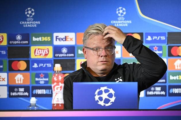 MALMÖ, SWEDEN 20240820 Sparta Pragues head coach Lars Friis during a press conference ahead of the Champions League qualifier against Malmö FF MALMÖ SWEDEN x50090x  Copyright: xJohanxNilsson TTx PRESSTRÄFF SPARTA PRAG INFÖR CHAMPIONS LEAGUE-KVAL