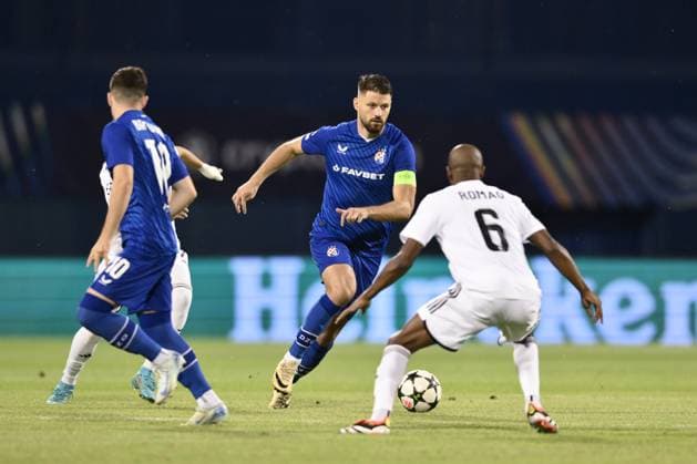 GNK Dinamo Zagreb v Qarabag - UEFA Champions Qualifying Play-Off: First Leg ZAGREB, CROATIA - AUGUST 20: Bruno Petkovic of Dinamo Zagreb in action during the UEFA Champions Qualifying Play-Off First Leg match between GNK Dinamo Zagreb and Qarabag at Stadion Maksimir on August 20, 2024 in Zagreb, Croatia.  JosipxRegovic PIXSELL