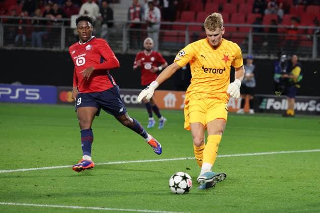 Antonin KINSKY (Slavia Prague) lors du match LOSC Lille vs Slavia Prague, Barrages Ligue des Champions, stade du Hainaut Valenciennes, le 20 août 2024 - photo Laurent Sanson Panoramic FOOTBALL : LOSC Lille vs Slavia Prague - Play-offs Barrages Ligue des Champions 20 08 2024 LaurentSanson Panoramic 