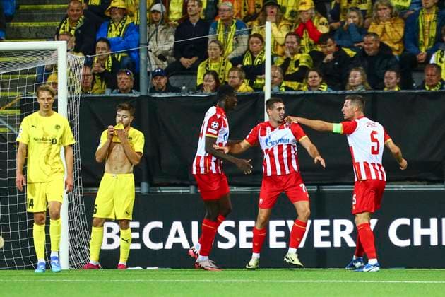UEFA Champions league play off 2024 2025 Bodo Glimt Red Star Bodo 20240820 Red Stars s Ognjen Mimovic reduces to 2 1 during the Champions League play off match between Bodo Glimt and Crvena Zvezda Red Star Belgrade at the Aspmyra stadium in Bodo, Norway, on Tuesday Photo Mats Torbergsen NTB Bodo Norway EDITORIAL USE ONLY RESTRICTED USE FOR BETTING COMPANIES  Copyright: xMatsxTorbergsenx xNTBx