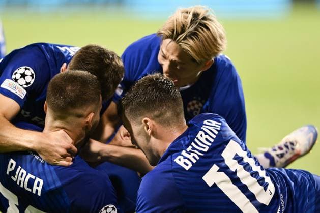 GNK Dinamo Zagreb v Qarabag - UEFA Champions Qualifying Play-Off: First Leg ZAGREB, CROATIA - AUGUST 20: Marko Pjaca of Dinamo Zagreb celebrate with his teammates after scoring during the UEFA Champions Qualifying Play-Off First Leg match between GNK Dinamo Zagreb and Qarabag at Stadion Maksimir on August 20, 2024 in Zagreb, Croatia.  JosipxRegovic PIXSELL