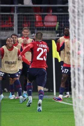 But de Edon ZHEGROVA (LOSC Lille) et joie des joueurs du LOSC lors du match LOSC Lille vs Slavia Prague, Barrages Ligue des Champions, stade du Hainaut Valenciennes, le 20 août 2024 - photo Laurent Sanson Panoramic FOOTBALL : LOSC Lille vs Slavia Prague - Play-offs Barrages Ligue des Champions 20 08 2024 LaurentSanson Panoramic
