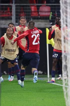 But de Edon ZHEGROVA (LOSC Lille) et joie des joueurs du LOSC lors du match LOSC Lille vs Slavia Prague, Barrages Ligue des Champions, stade du Hainaut Valenciennes, le 20 août 2024 - photo Laurent Sanson Panoramic FOOTBALL : LOSC Lille vs Slavia Prague - Play-offs Barrages Ligue des Champions 20 08 2024 LaurentSanson Panoramic