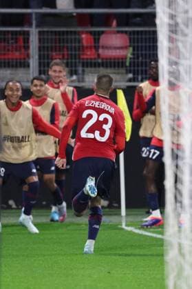 But de Edon ZHEGROVA (LOSC Lille) et joie des joueurs du LOSC lors du match LOSC Lille vs Slavia Prague, Barrages Ligue des Champions, stade du Hainaut Valenciennes, le 20 août 2024 - photo Laurent Sanson Panoramic FOOTBALL : LOSC Lille vs Slavia Prague - Play-offs Barrages Ligue des Champions 20 08 2024 LaurentSanson Panoramic