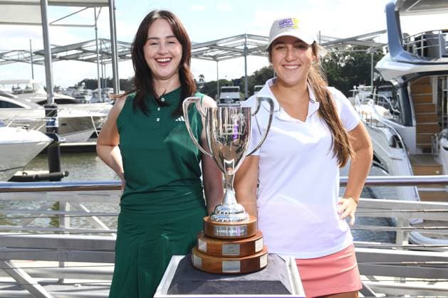 AUSTRALIAN WPGA ANNOUNCEMENT, Golfers Karis Davidson and Sarah Hammett pose for a photo during a WPGA Tour of Australasia announcement at Sanctuary Cove, Gold Coast, Wednesday, August 21, 2024. ( NO ARCHIVING, EDITORIAL USE ONLY, NO USE IN BOOKS WITHOUT CONSENT GOLD COAST QLD AUSTRALIA  Copyright: xJONOxSEARLEx 20240821131718375653