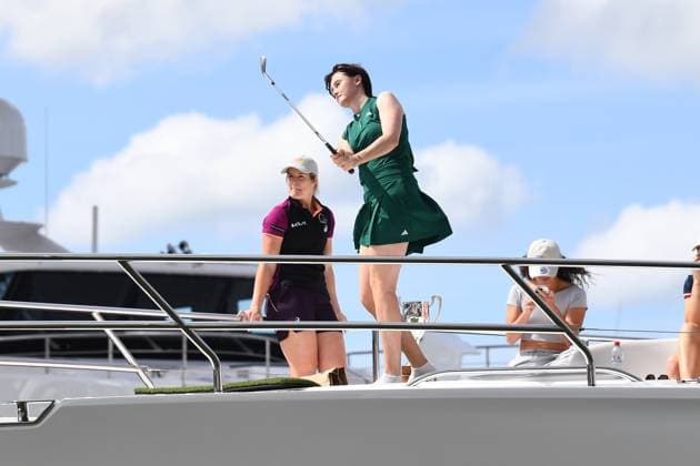 AUSTRALIAN WPGA ANNOUNCEMENT, Golfer Karis Davidson hits a ball into the water with other female athletes during a WPGA Tour of Australasia announcement at Sanctuary Cove, Gold Coast, Wednesday, August 21, 2024. ( NO ARCHIVING, EDITORIAL USE ONLY, NO USE IN BOOKS WITHOUT CONSENT GOLD COAST QLD AUSTRALIA  Copyright: xJONOxSEARLEx 20240821182217129109