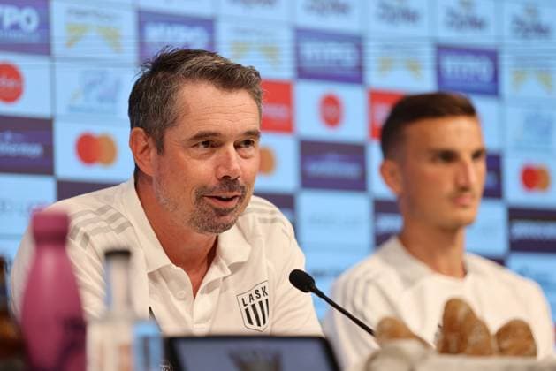 SOCCER - UEFA EL, LASK vs Bukarest LINZ,AUSTRIA,21.AUG.24 - SOCCER - UEFA Europa League, qualification, Linzer ASK vs FCSB Bukarest, preview, press conference, PK, Pressekonferenz LASK. Image shows head coach Thomas Darazs (LASK).  GEPAxpictures xMathiasxMandl
