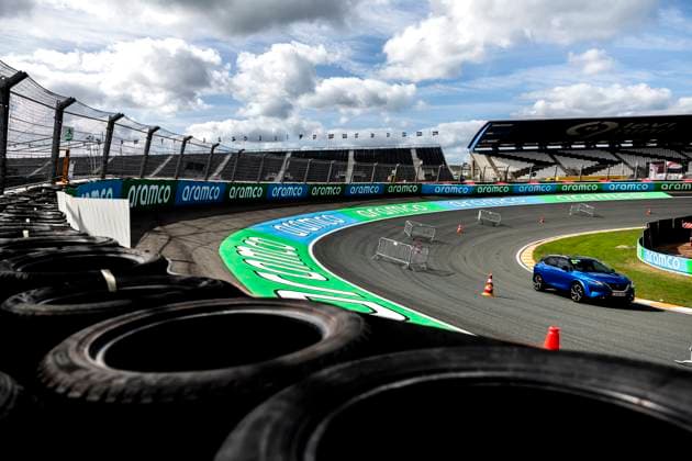 ZANDVOORT - The Hugenholtzbocht on the circuit in the run-up to the Dutch Grand Prix. The Formula 1 circus is settling in the Dutch seaside resort again. ANP REMKO DE WAAL xVIxANPxSportx xxANPxIVx 506444558 originalFilename: 506444558.jpg