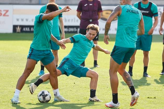 Dinamo Minsk v RSC Anderlecht - UEFA Europa League - media activities MEZOKOVESD, HUNGARY - AUGUST 21 : Arnstad Kristian midfielder of RSC Anderlecht pictured during a training session prior to the UEFA Europa League Play-offs1st leg match between Dinamo Minsk and RSC Anderlecht on August 21, 2024 in Mezokovesd, Hungary, 21 08 2024 Mezokovesd Hungary  Copyright: xJanxDexMeuleneirx