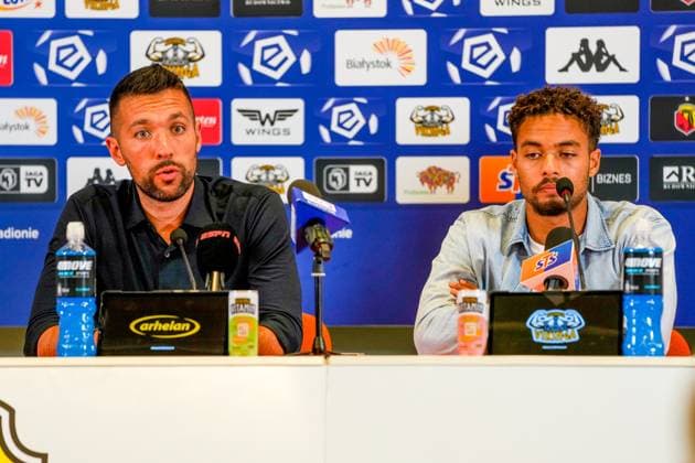 BIALYSTOK, 21-08-2024, Bialystok City Stadium, football, UEFA Europa League Play Offs, season 2024 2025, During press conference, PK, Pressekonferenz of Ajax. Ajax coach Francesco Farioli and Ajax player Devyne Rensch Press conference Ajax in Bialystok  x26082394x Copyright: