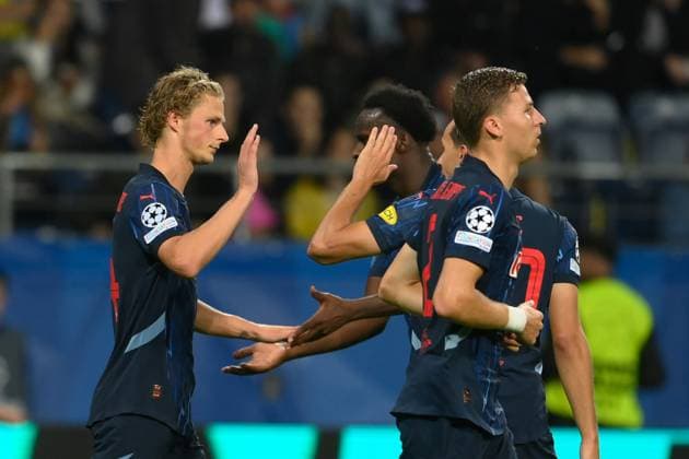 SOCCER - UEFA CL, Kyiv vs RBS LUBLIN,POLAND,21.AUG.24 - SOCCER - UEFA Champions League, qualification, FC Dynamo Kyiv vs Red Bull Salzburg. Image shows the rejoicing of Ignace Van Der Brempt (RBS) and the team of RBS.  GEPAxpictures xAdamxNurkiewicz