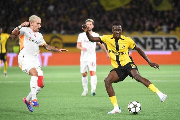 21 08 2024, Bern, Stadion Wankdorf, Uefa Champions League Play off BSC Young Boys Galatasaray Istanbul, 20 Cheikh Niasse Young Boys Bern Stadion Wankdorf Bern Switzerland Copyright: xJustPictures.ch ManuelxWinterbergerx jp-de-MaWi-MWI_0232
