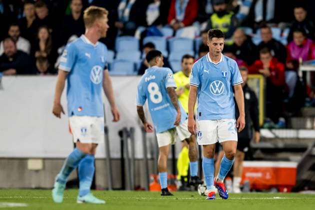 240821 Lasse Berg Johnsen of Malmö FF looks dejected during the UEFA Champions League football match between Malmö FF and Sparta Prague on August 21, 2024 in Malmö Photo Christoffer Borg Mattisson BILDBYRAN COP 261 CO0456 fotboll football soccer fotball champions league malmö ff sparta prag bbeng play off depp  Copyright: CHRISTOFFERxBORGxMATTISSON BB240821CB054