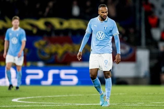 240821 Isaac Kiese Thelin of Malmö FF looks dejected during the UEFA Champions League football match between Malmö FF and Sparta Prague on August 21, 2024 in Malmö Photo Christoffer Borg Mattisson BILDBYRAN COP 261 CO0456 fotboll football soccer fotball champions league malmö ff sparta prag bbeng play off depp  Copyright: CHRISTOFFERxBORGxMATTISSON BB240821CB056