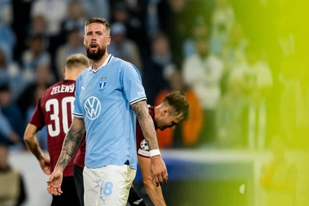 240821 Pontus Jansson of Malmö FF during the UEFA Champions League football match between Malmö FF and Sparta Prague on August 21, 2024 in Malmö Photo Christoffer Borg Mattisson BILDBYRAN COP 261 CO0456 fotboll football soccer fotball champions league malmö ff sparta prag bbeng play off  Copyright: CHRISTOFFERxBORGxMATTISSON BB240821CB057